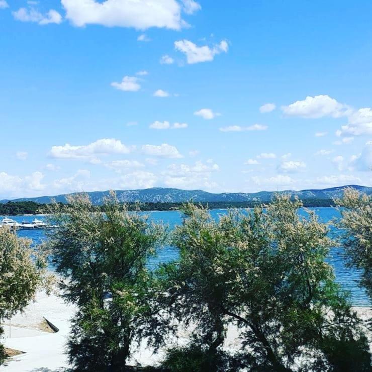 Beach Apartment Ana With Sea View, Balcony, Garden & Bbq, Murter - Dalmatia ภายนอก รูปภาพ