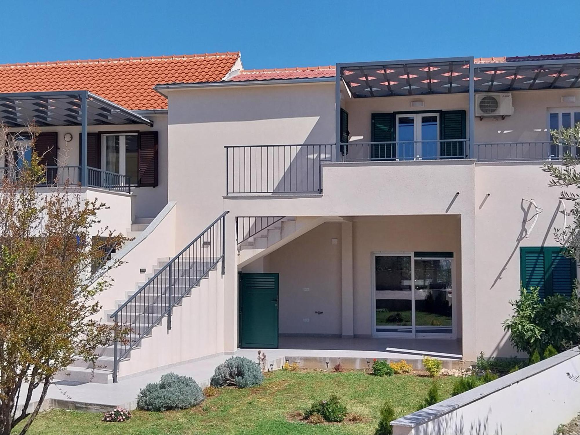 Beach Apartment Ana With Sea View, Balcony, Garden & Bbq, Murter - Dalmatia ภายนอก รูปภาพ