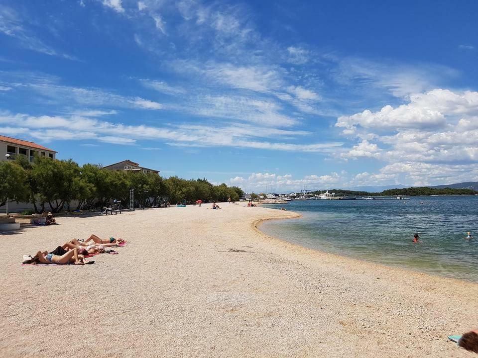 Beach Apartment Ana With Sea View, Balcony, Garden & Bbq, Murter - Dalmatia ภายนอก รูปภาพ